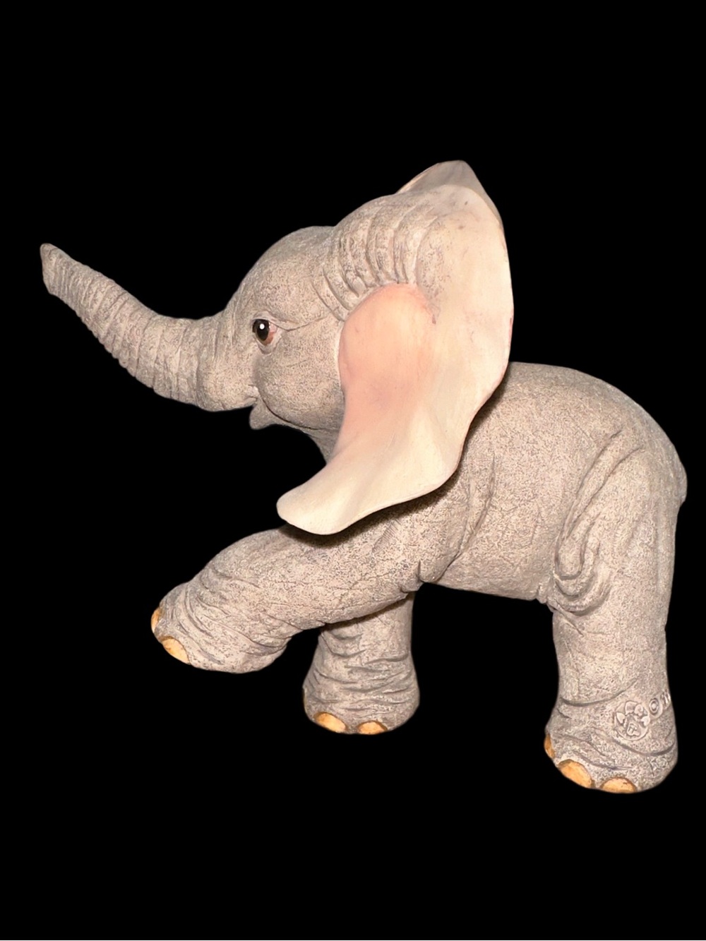 TUSKERS: HENRY - WOBBLY WALK